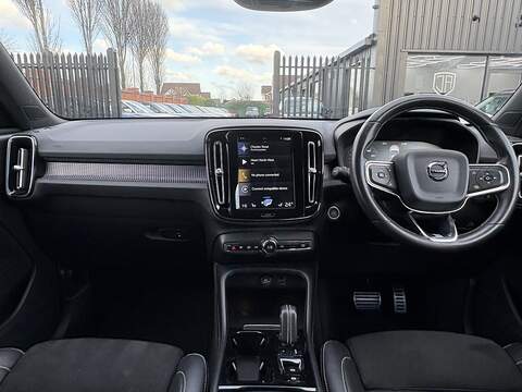 Volvo XC40 D3 R-Design - U636