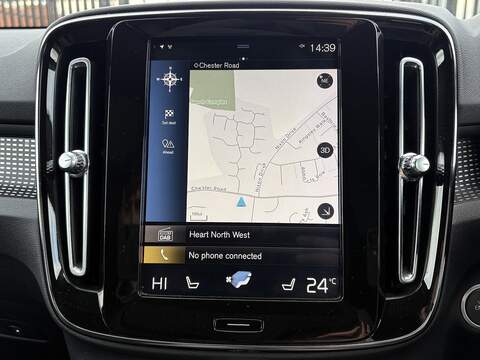 Volvo XC40 D3 R-Design - U636