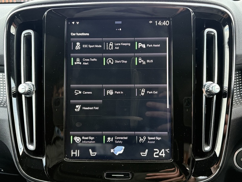 Volvo XC40 D3 R-Design - U636