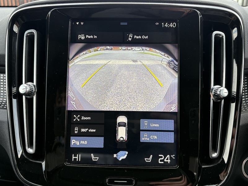 Volvo XC40 D3 R-Design - U636