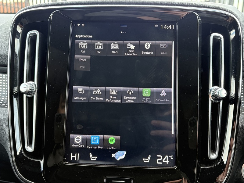 Volvo XC40 D3 R-Design - U636