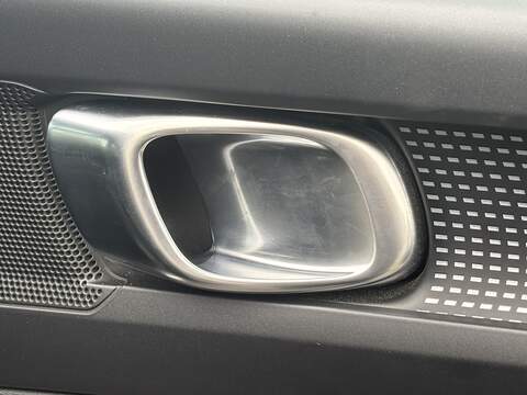 Volvo XC40 D3 R-Design - U636