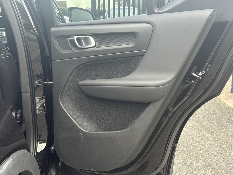 Volvo XC40 D3 R-Design - U636