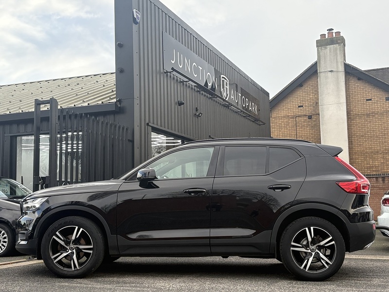 Volvo XC40 D3 R-Design - U636