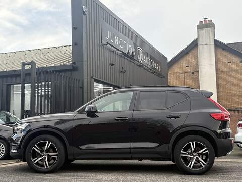 Volvo XC40 D3 R-Design - U636
