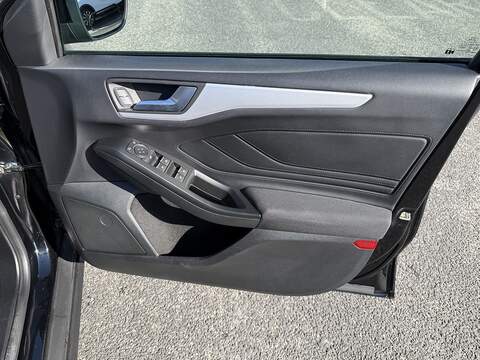 Ford Focus T EcoBoost Zetec - U643