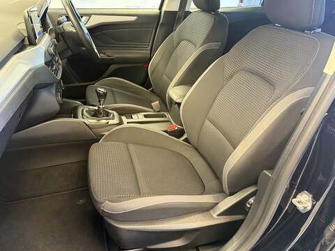 Ford Focus T EcoBoost Zetec - U643