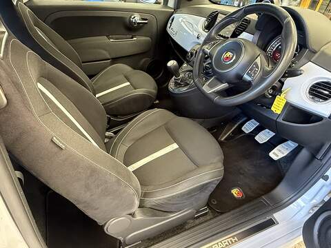 Abarth 500 T-Jet - U647