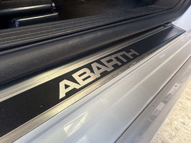 Abarth 500 T-Jet - U647