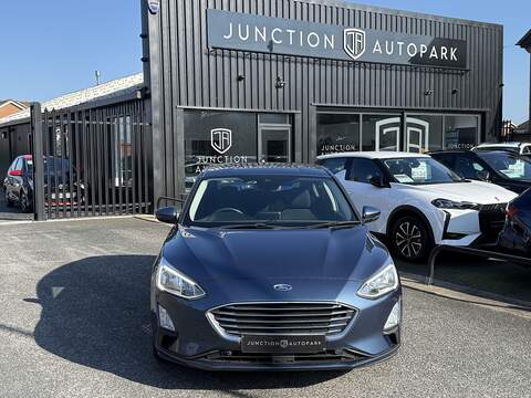 Ford Focus T EcoBoost Titanium - U649