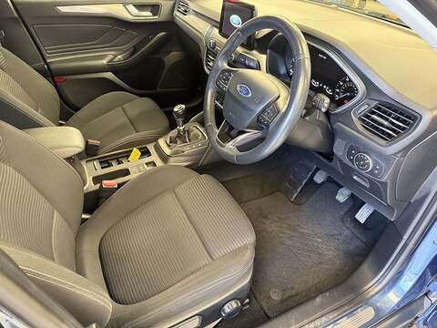 Ford Focus T EcoBoost Titanium - U649