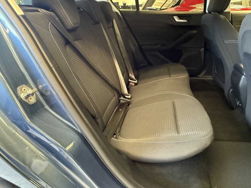 Ford Focus T EcoBoost Titanium - U649