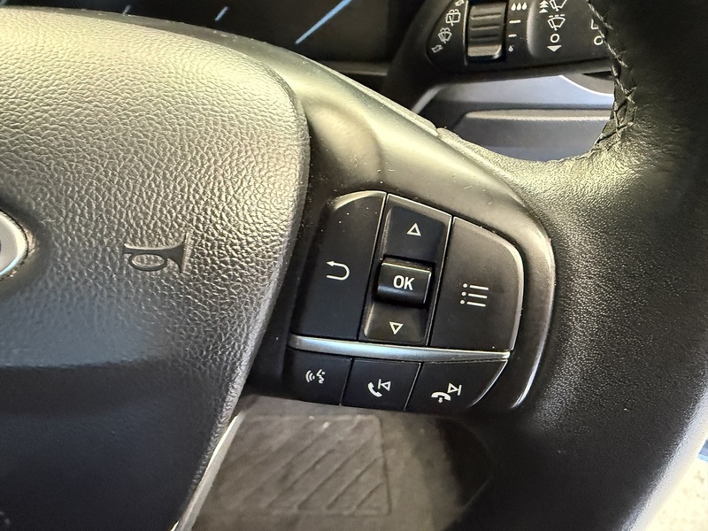 Ford Focus T EcoBoost Titanium - U649