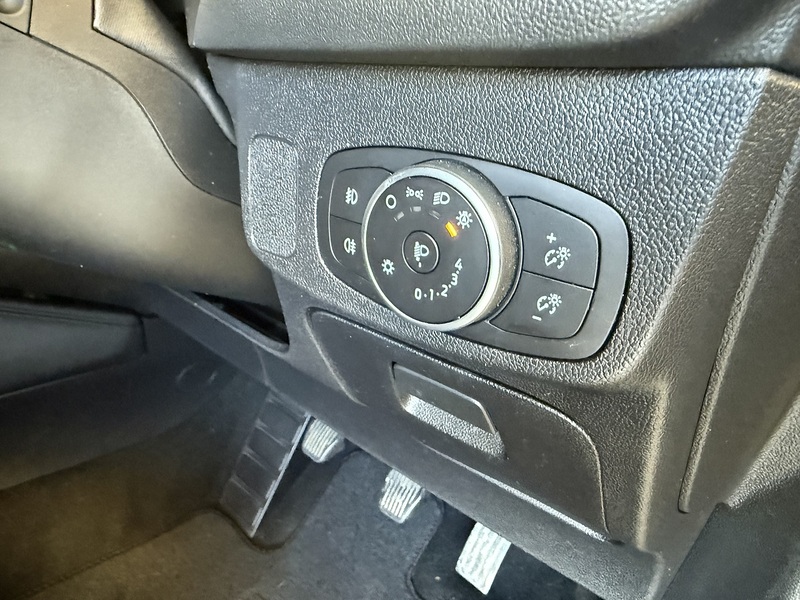 Ford Focus T EcoBoost Titanium - U649