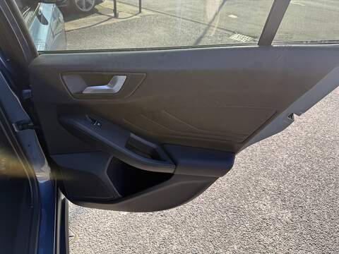 Ford Focus T EcoBoost Titanium - U649