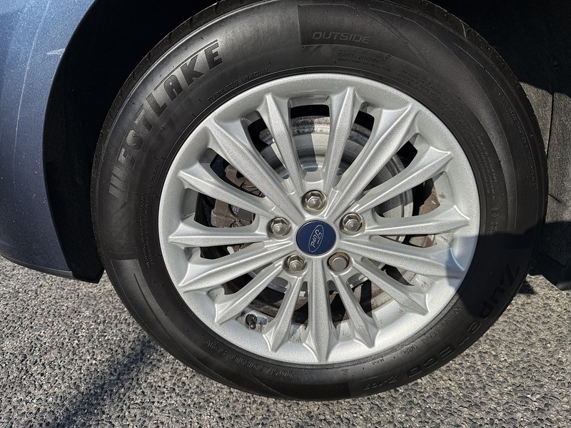 Ford Focus T EcoBoost Titanium - U649