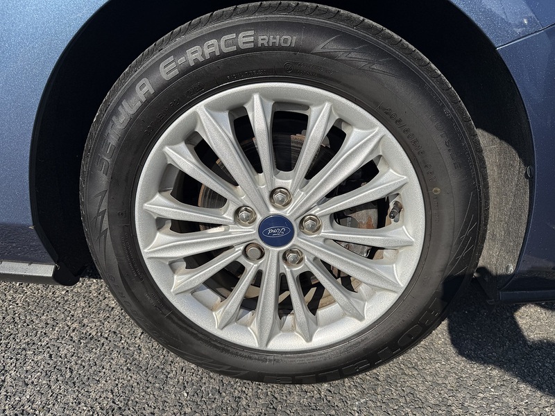 Ford Focus T EcoBoost Titanium - U649