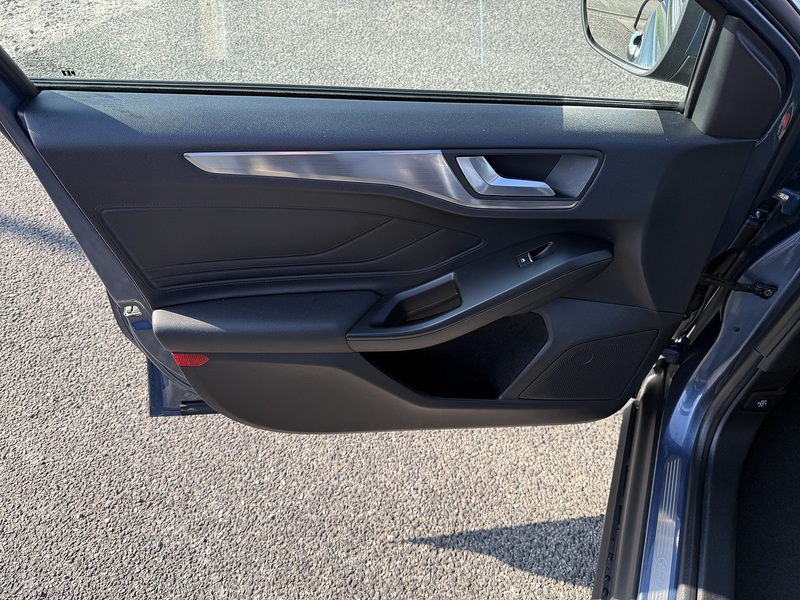 Ford Focus T EcoBoost Titanium - U649