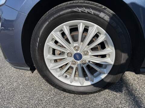 Ford Focus T EcoBoost Titanium - U649