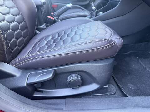 Ford Fiesta T EcoBoost Vignale - U658