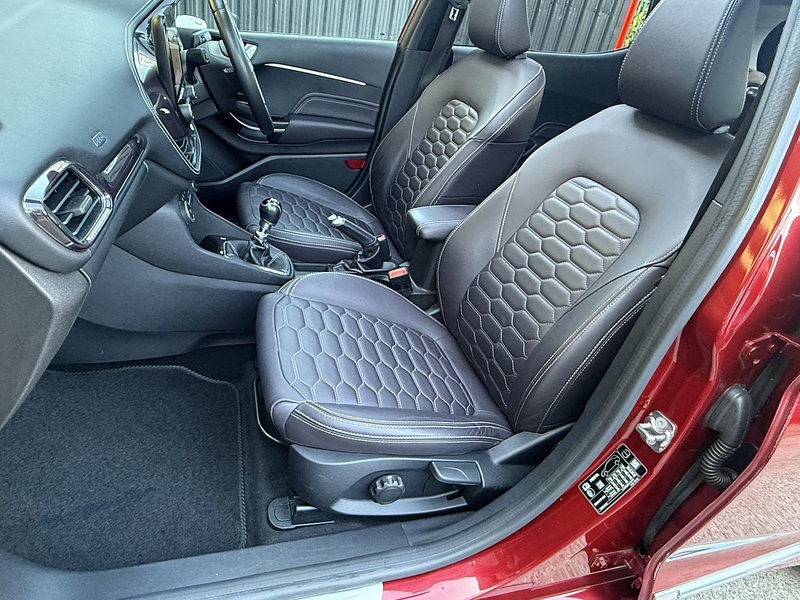 Ford Fiesta T EcoBoost Vignale - U658