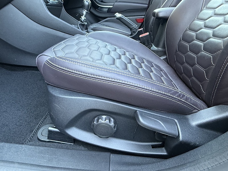 Ford Fiesta T EcoBoost Vignale - U658