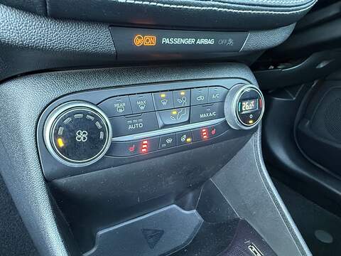 Ford Fiesta T EcoBoost Vignale - U658