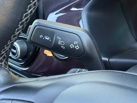 Ford Fiesta T EcoBoost Vignale - U658