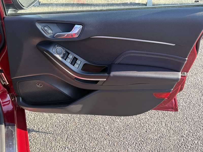 Ford Fiesta T EcoBoost Vignale - U658