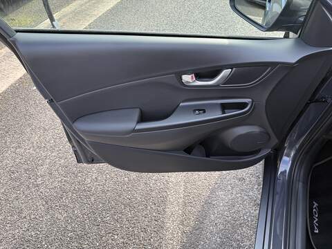 Hyundai KONA h-GDi Ultimate - U661