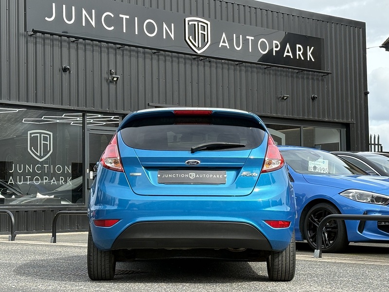Ford Fiesta T EcoBoost Zetec Blue Edition - U662