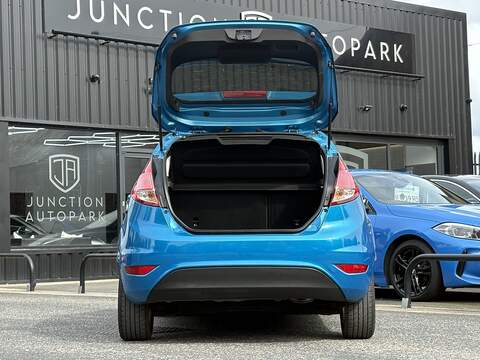Ford Fiesta T EcoBoost Zetec Blue Edition - U662