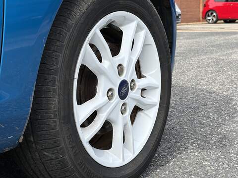 Ford Fiesta T EcoBoost Zetec Blue Edition - U662