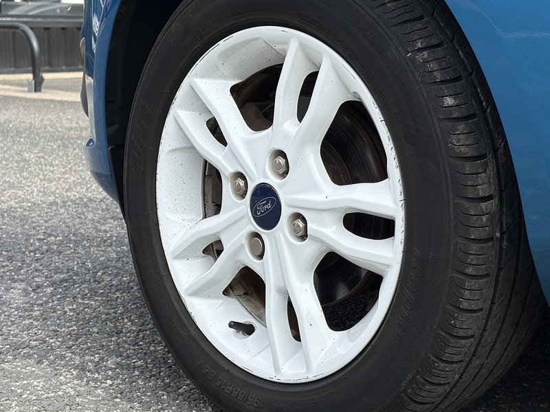 Ford Fiesta T EcoBoost Zetec Blue Edition - U662