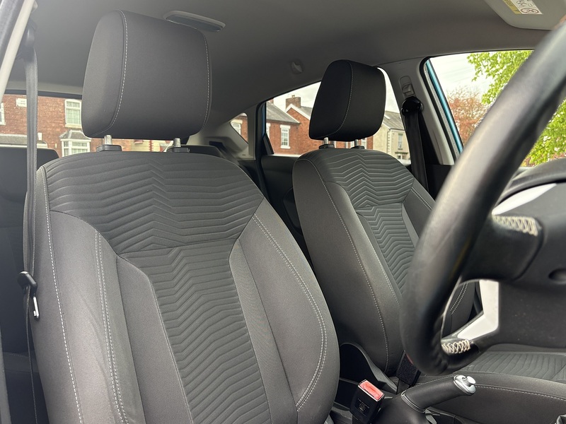 Ford Fiesta T EcoBoost Zetec Blue Edition - U662