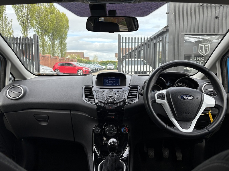 Ford Fiesta T EcoBoost Zetec Blue Edition - U662