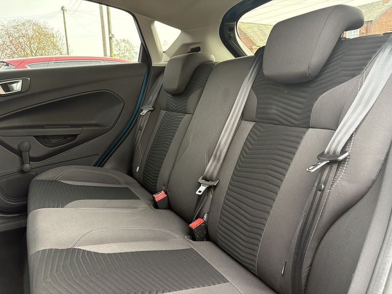 Ford Fiesta T EcoBoost Zetec Blue Edition - U662