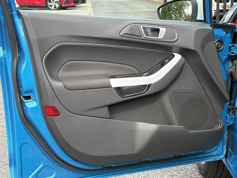 Ford Fiesta T EcoBoost Zetec Blue Edition - U662