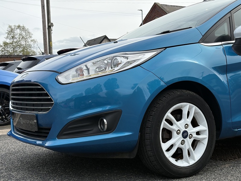 Ford Fiesta T EcoBoost Zetec Blue Edition - U662