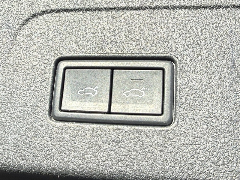 Volkswagen Passat TDI EVO R-Line - U667