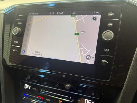 Volkswagen Passat TDI EVO R-Line - U667
