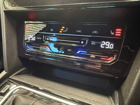 Volkswagen Passat TDI EVO R-Line - U667