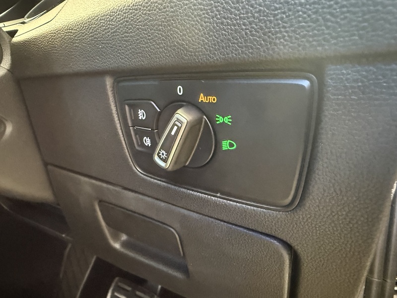 Volkswagen Passat TDI EVO R-Line - U667