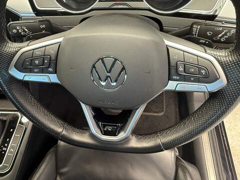 Volkswagen Passat TDI EVO R-Line - U667