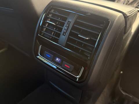 Volkswagen Passat TDI EVO R-Line - U667