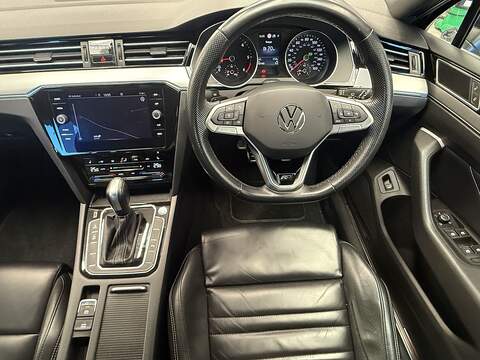 Volkswagen Passat TDI EVO R-Line - U667