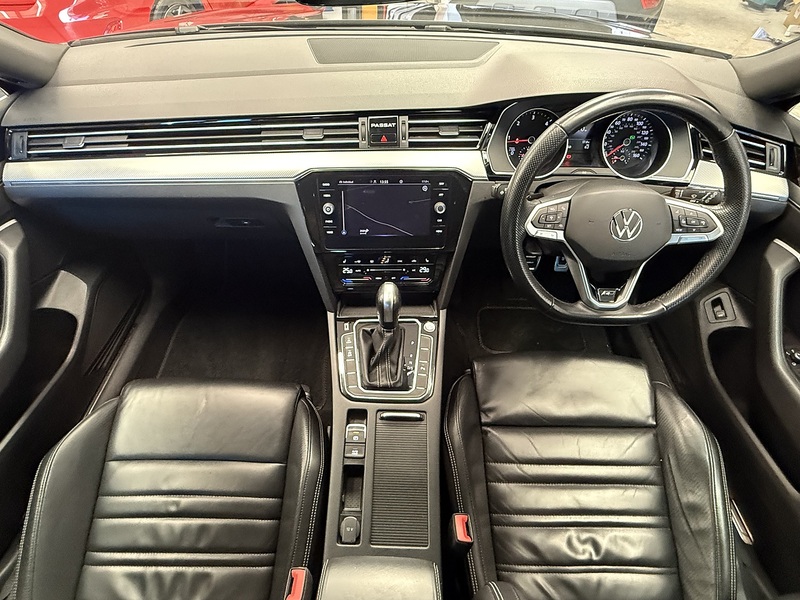 Volkswagen Passat TDI EVO R-Line - U667