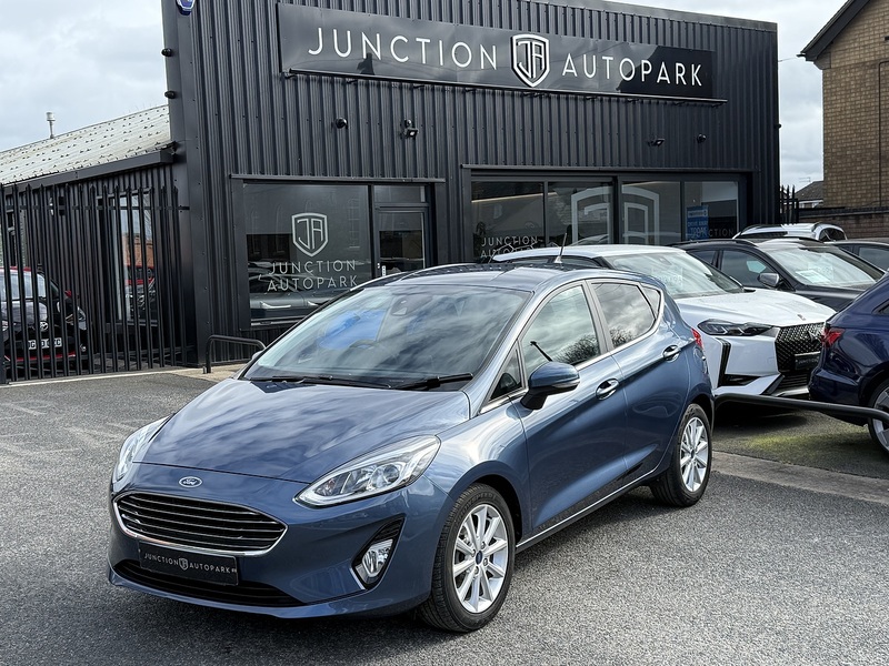 Ford Fiesta T EcoBoost MHEV Titanium - U668