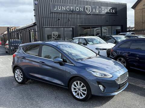 Ford Fiesta T EcoBoost MHEV Titanium - U668
