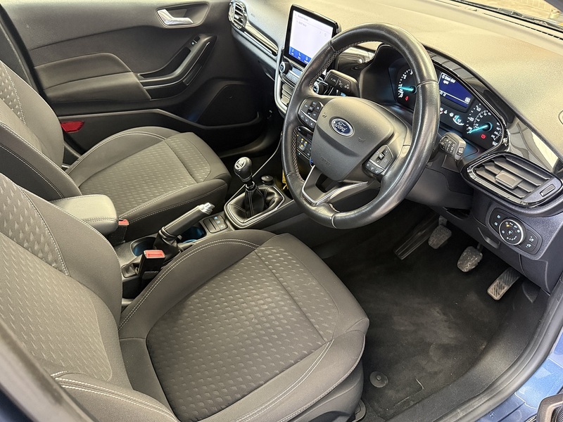 Ford Fiesta T EcoBoost MHEV Titanium - U668